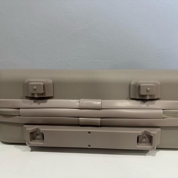 Calista Case Hair Organizer,Styling Station,Storage & Travel Case,Heat-Resistant - Picture 9 of 9